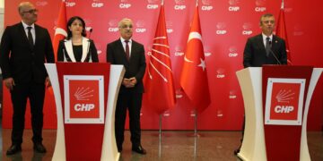 Ozel: Li Sûriyeyê û Tirkiyeyê mafên hemû netewan bên nasîn   Buldan: Divê hemû kes vî barî hilde ser milê xwe