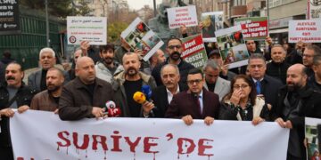 Elewiyên Ereb li ber Meclîsa Tirkiyê gotin: Bila komkujî bên rawestandin