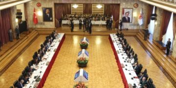 Komîsyonê Meclîsî bi rojevê zîyaretê Îmraliyî kom bi