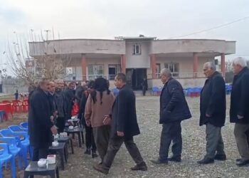 Bi girseyî çûn şîna Fermandara YPJê Bêrîtan Fûad