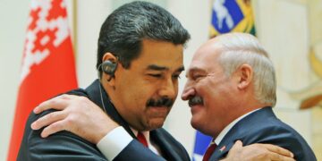 Trump fermana dorpêçê da, Îranê ji bo Maduro mînaka Esad bi bîr xist