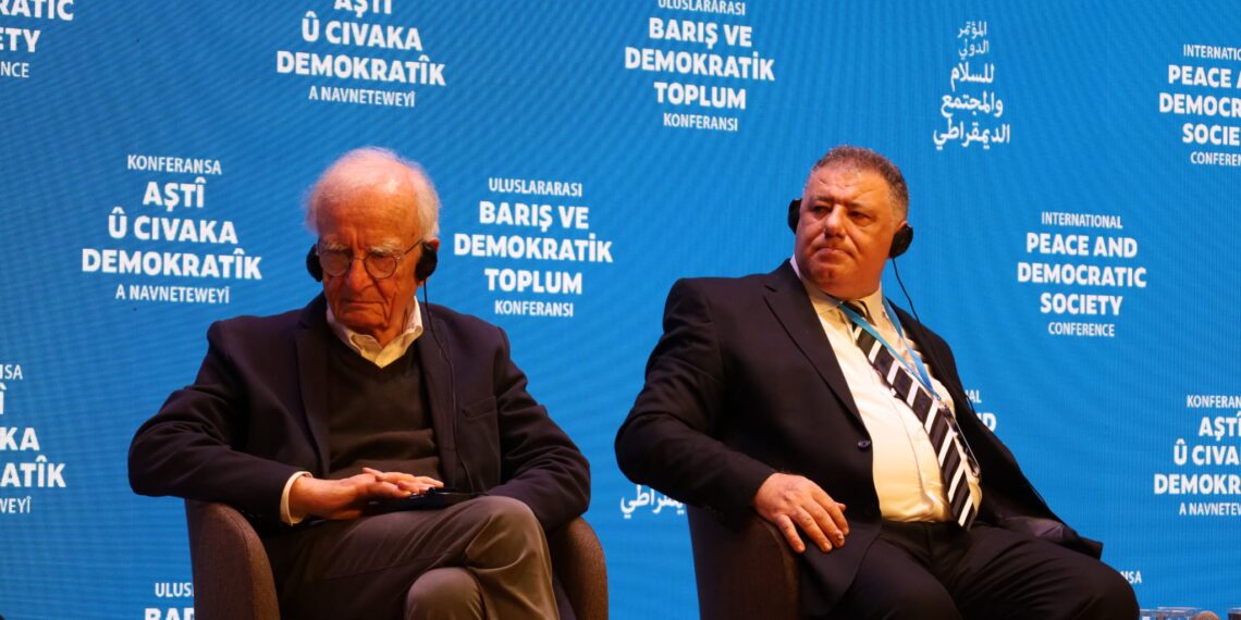 Mohamed Refaat: Ez slavên xwe yên taybet ji Ocalan re dişînim