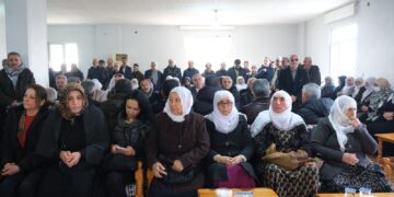 Bi girseyî çûne şîna Çiya Farqîn