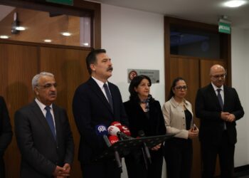 Erkan Baş: Em aştiyeke mayinde ji bo azadî û demokrasiya rast weke şertekê dibînin