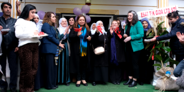 Malbatên girtiyan Kooperatîfa Hilberîna Jinan Rawesta vekir