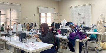 Kursên pîşeyî yên Şaredariya Peyasê berdewam dikin