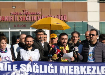 Xebatkarên tendurustiyê: Ji bazirganiya tendurustiyê re na