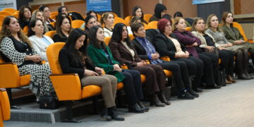 Ber bi Bajarê Jinan Amedê ve: Em ê bi feraseta azadiya jinan bi rê ve bibin