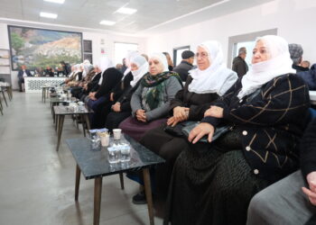 Bi pêşengiya MEBYA-DERê bi girseyî serdana şîna Sîdar Andok kirin