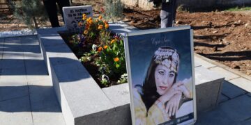 Eyşe Şan mezela xo ser o ameye yadkerdene