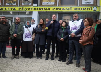 Bakirhan: Em budçeya şer na budçeya aştiyê dixwazin