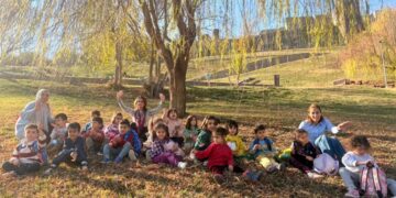 Domanê Zarokistanî Baxçeyê Hevselî de yê