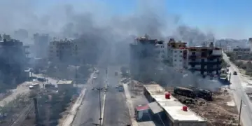 Çekdarên hikûmeta Şamê malên welatiyan şewitandin