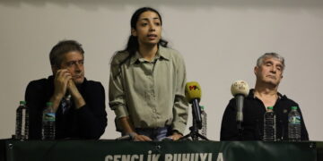 Abdullah Ocalan: Xwe birêxistin bikin û rêxistin bikin