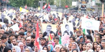 Qiseykerdoxê mitîngê ‘Hêvî û Azadîye’ dîyar bîyê