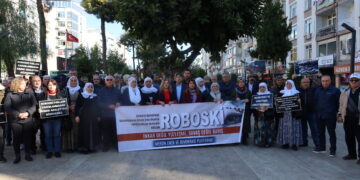 Li 8 bajaran komkujiya Roboskiyê şermezar kirin