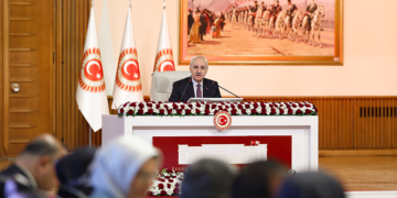 Kurtulmuş: Biratî tenê bi gotinan nabe hiqûq hewce ye