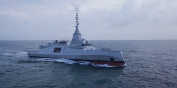 Yewnanistanê piştî moşekên Îsraîlê keştî ji Fransayê kirî