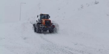 Li herêma Serhedê rêya hezar û 832 gundan hatiye girtin