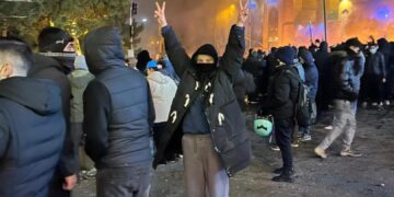 Li Rojhilat li her derê serhildan li her derê daxwaza azadiyê