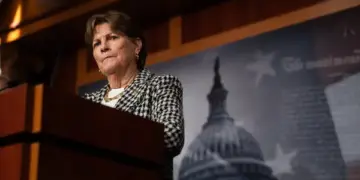 Senatora Amerîkayije fikarê xo yê serê hêrişanê çeteyan ardî ziwan