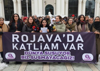 ‘Dinya bêdeng e, em ê bêdeng nemînin’