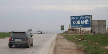 Haştaga #Kobanê di bin dorpêçê de yeˊ hat destpêkirin