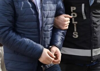 Li Stenbolê 4 ciwan hat girtin