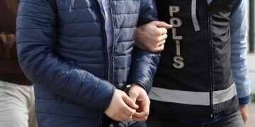 Li Stenbolê 4 ciwan hat girtin