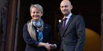 Fransa, Almanya, Brîtanya û DYA banga agirbesta mayînde kirin