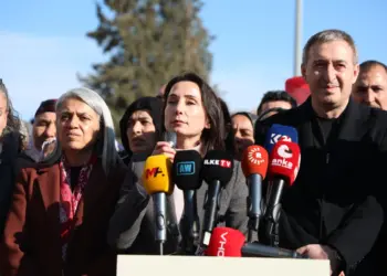 Qerarê DEM Partî yê Rojawanî: Hatimogullari ewro şona Rojawan