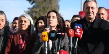 Qerarê DEM Partî yê Rojawanî: Hatimogullari ewro şona Rojawan