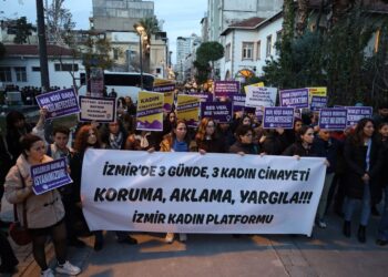 Platforma Jinan a Îzmîrê: Rizgarî bi têkoşîna rêxistinkirî pêkan e