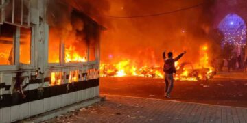 Li Îranê xwepêşandan kêm nabin berxwedan zêde dibe