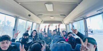 Karwaneke din ji Silêmaniyê ber bi Rojava ve bi rê ket