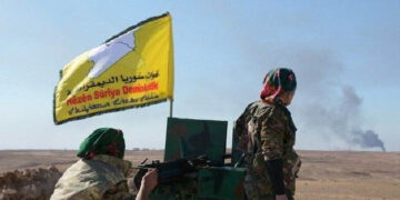 Çeteyên HTŞê hewl didin Kobanê dorpêç bikin