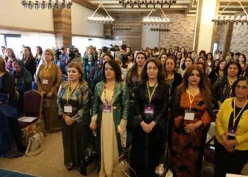 Yekitiya Parlamanterên Jin ên Kurd: Destwerdan aştiyê têk dibin