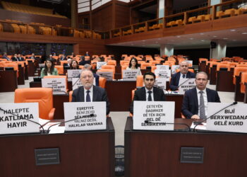 Êrişên li ser Rojava li Meclîsê hat protestokirin