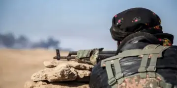 Di pevçûnên li Kobanê de 14 wesayît û tank hatin teqandin