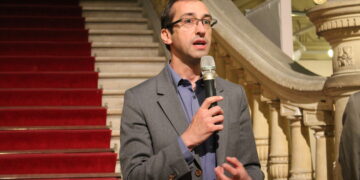 Senator Feraud: Statuyê xoser ê Rojava nas bikerê