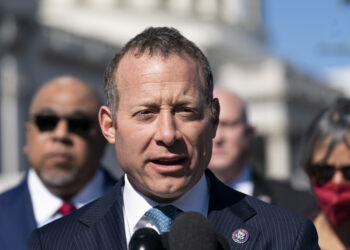 Senator Josh Gottheimer hikumeta Şamê hişyar kir