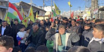 Gelê Sengeser û Warmawa ji bo Rojava daketin qadan