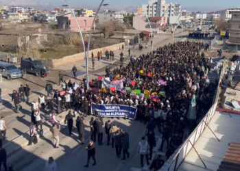 Li Hezexê hezaran silav da berxwedana Rojava
