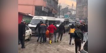 Şaredarî berfê paqij nake, nexweşan li ser destan dibin nexweşxaneyê