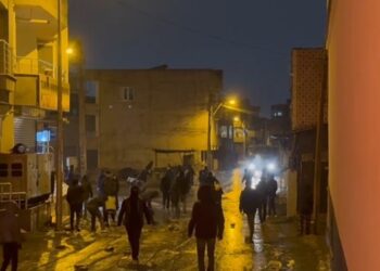 Ciwanan li gelek taxên Êlihê çalakî li dar xistin