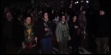 Gelê Rojava bi pêşengên xwe re di nobede de ne