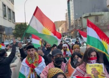 Şêniyên Hewlêrê ji bo Rojava meşiya