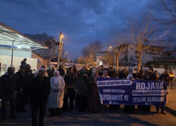 Erişên li Rojava li Salihliyê hate şermezarkirin