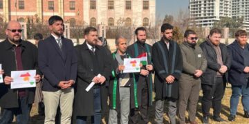 Hiqûqnasên Silêmaniyê xwestin gelê cîhanê piştgiriyê bidin Rojava 