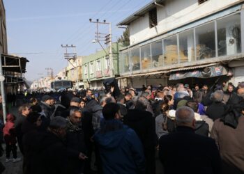 Ji Serêkaniyê piştgiriya bo Rojava: Em ê nehêlin Rojava bibe Xeze